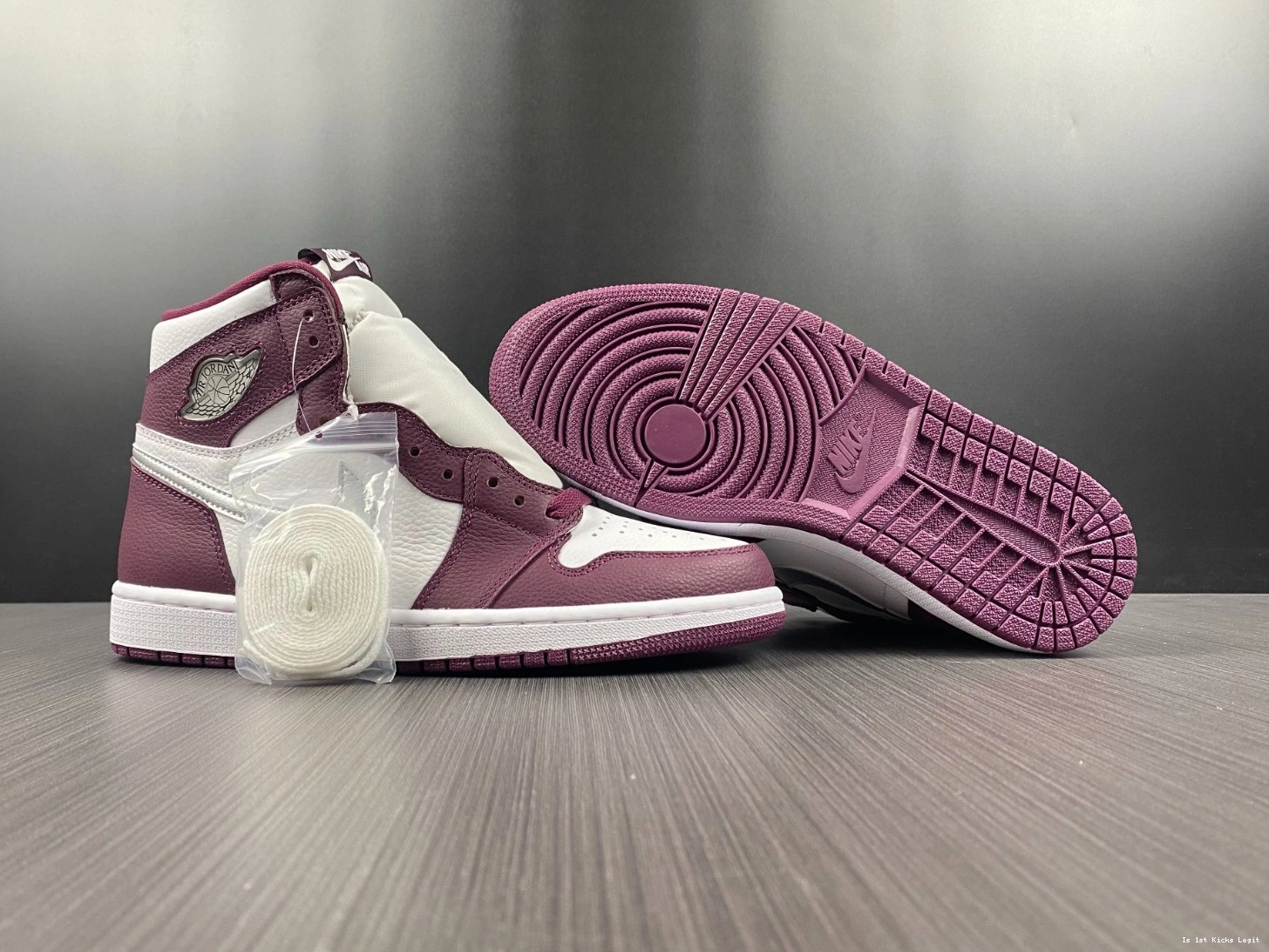  Volt OG Air Jordan 555088-118 1 High Gold 0409